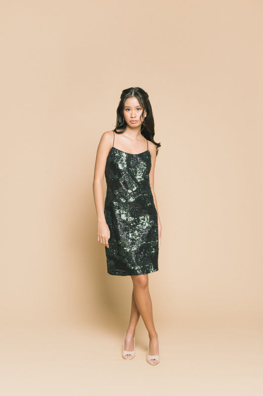 Rent Iconic Vera Wang Cocktail Dresses from To The Nines PH and Make a Statement at Your Next Event